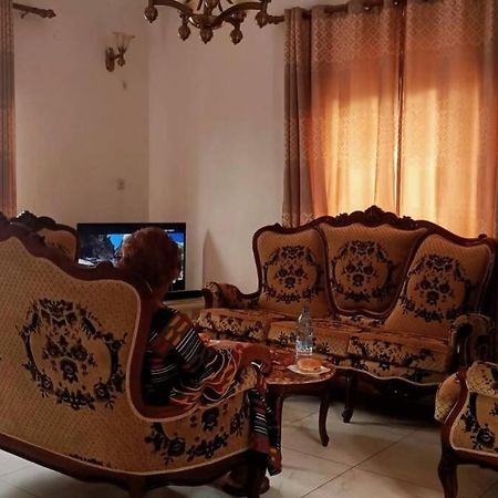 Residence Jeanne A Yaounde Odza Messamengo ภายนอก รูปภาพ