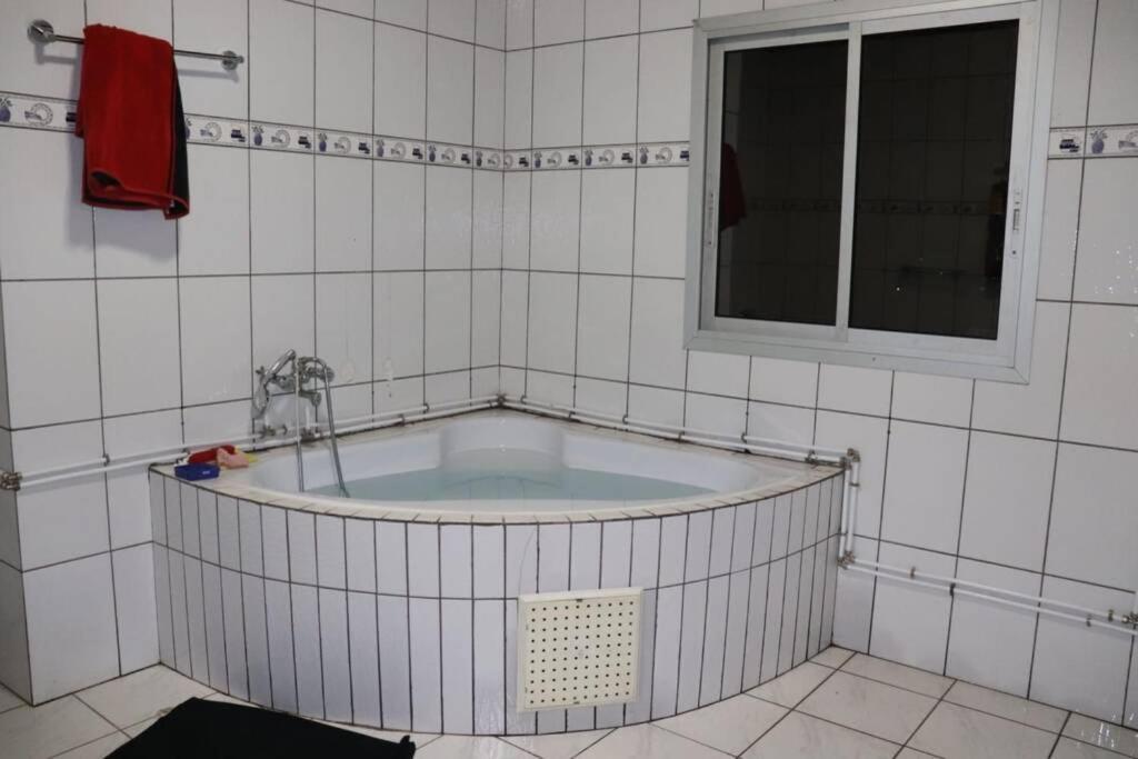 Residence Jeanne A Yaounde Odza Messamengo ภายนอก รูปภาพ